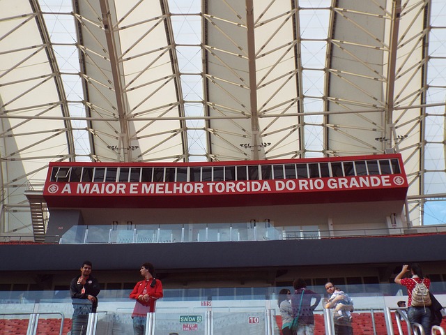 广东队逆转取胜，杜锋致辞辞震撼人心，浙江队失误连连.